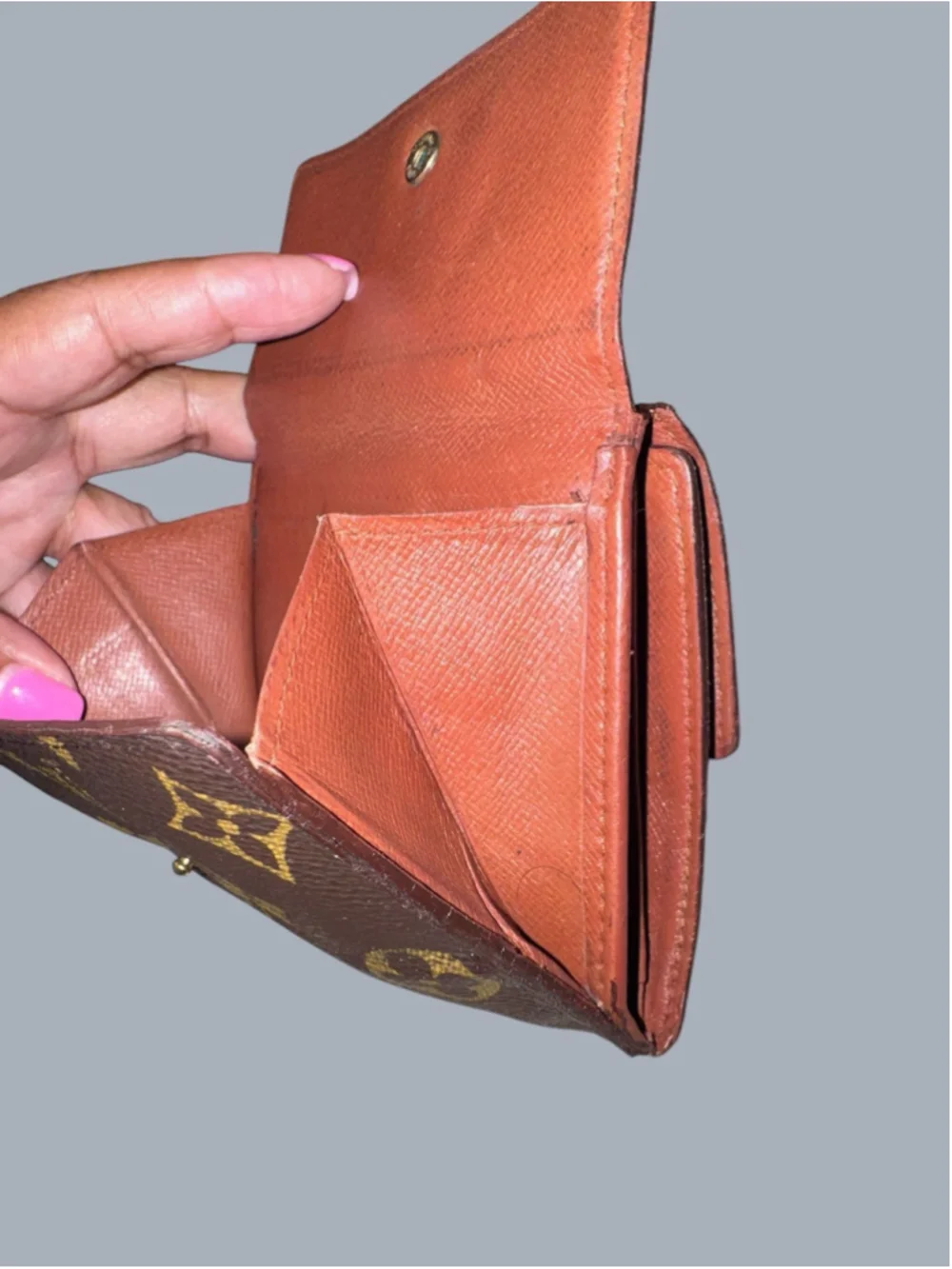 Louis Vuitton Monogram Elise Wallet - Picture 5 of 16
